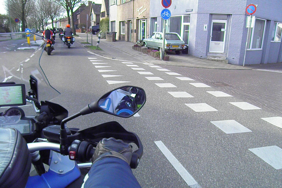 Motorrijbewijspoint Wassenaar theorie cursus online